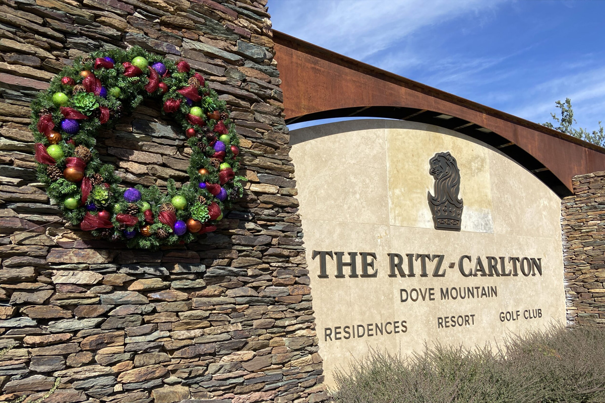 Resort Holiday Lighting